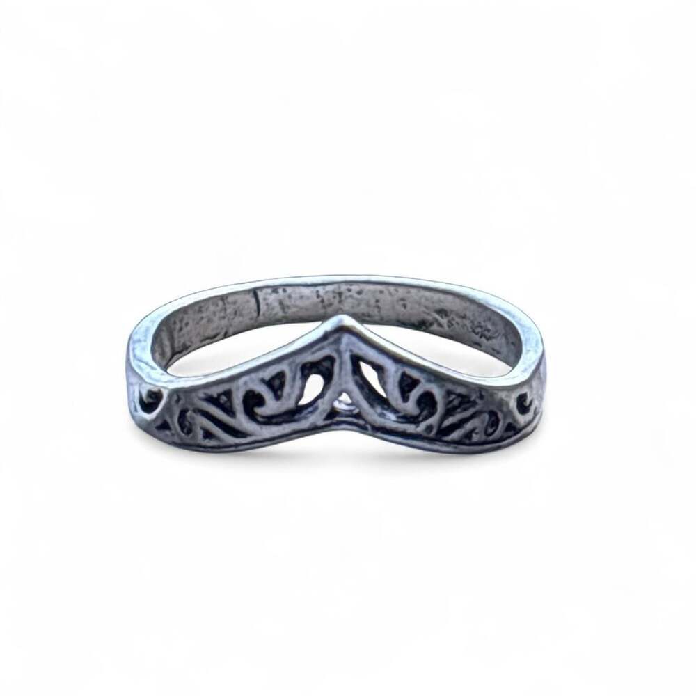 Vintage Inspired Silver Ornate Scrollwork Ring